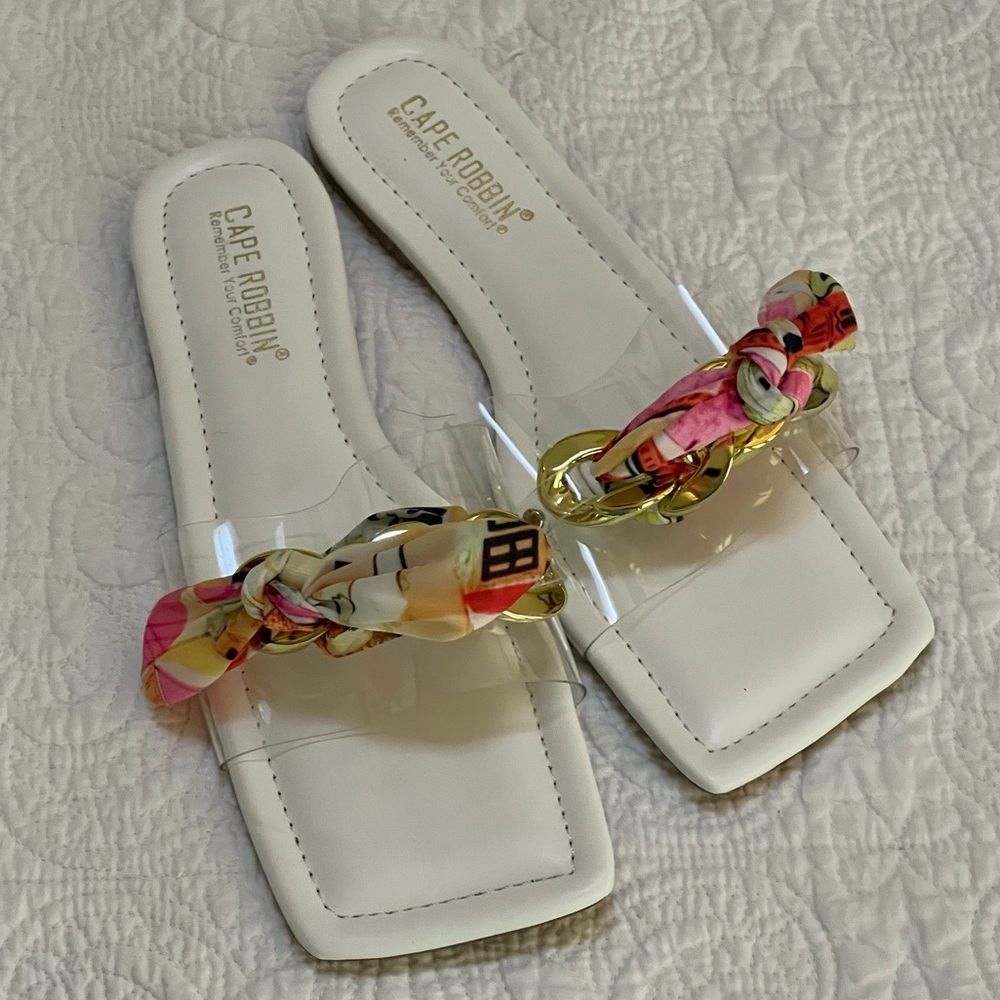 Cape Robbin White Pink Fabric Tie Slide Sandals Sz 7 Clear Strap Gold Chain Flat